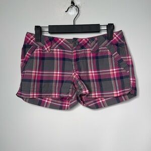 So size 1 pink and grey plaid shorts